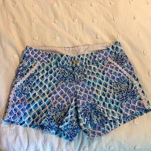Lilly Pulitzer shorts size 8